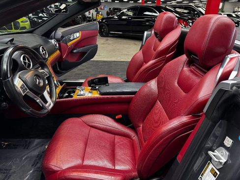 Used 2016 Mercedes-Benz SL 550 SL 550 image 46