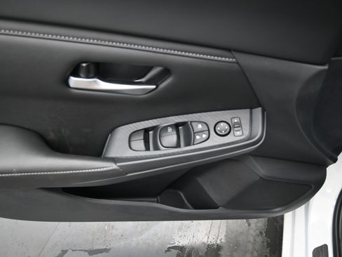 New 2025 Nissan Sentra SV w/ All-Weather Package image 11