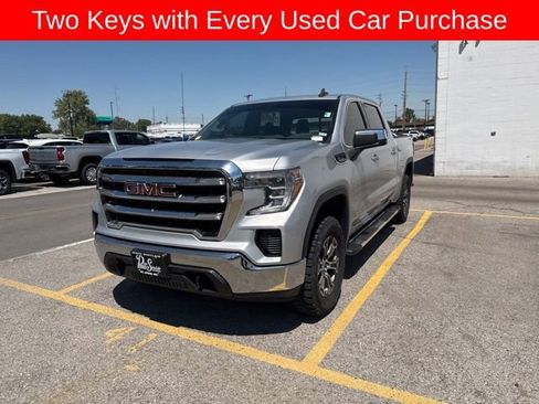 Used 2019 GMC Sierra 1500 SLE w/ SLE Value Package AWD/4WD image 3