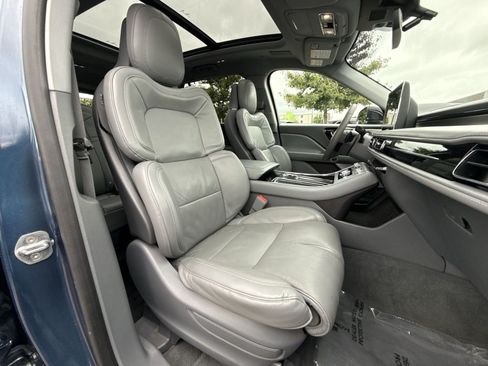 Used 2020 Lincoln Aviator Reserve w/ Equipment Group 202A AWD/4WD image 28