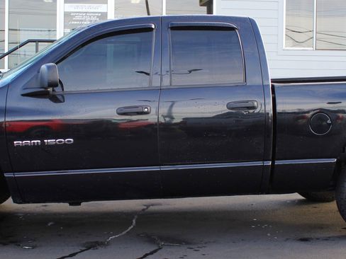 Used 2006 Dodge Ram 1500 Truck SLT image 3