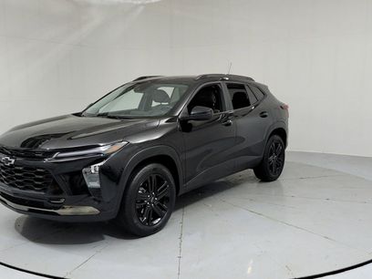 Used 2025 Chevrolet Trax ACTIV w/ Driver Confidence Package