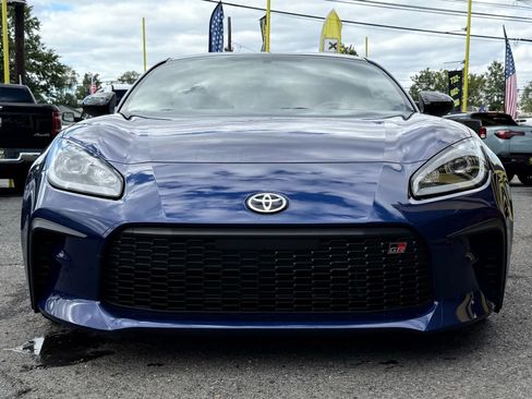 Used 2023 Toyota GR86 image 2