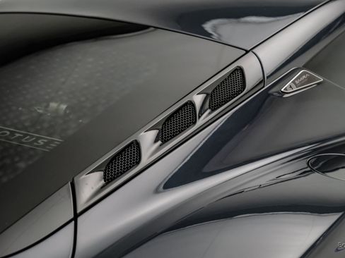Used 2024 Lotus Emira First Edition RWD image 19