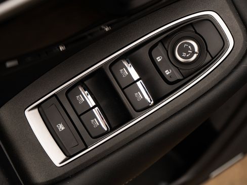 Used 2023 Subaru Outback Limited image 37