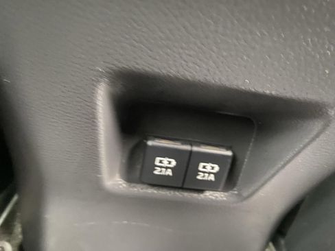 Used 2019 Toyota RAV4 XLE w/ All Weather Liner Package AWD/4WD image 23