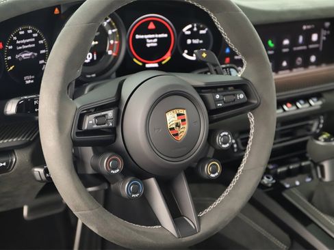 Used 2025 Porsche 911 GT3 RS image 16