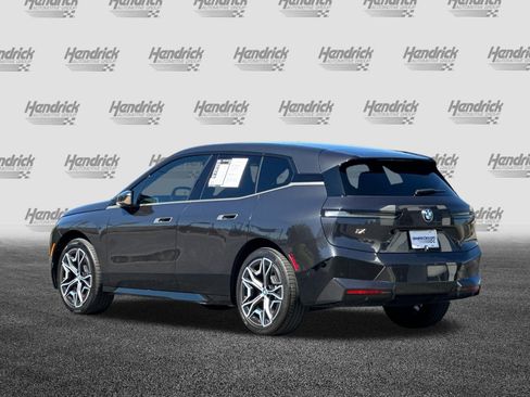 Used 2023 BMW iX xDrive50 w/ Sport Package AWD/4WD image 7