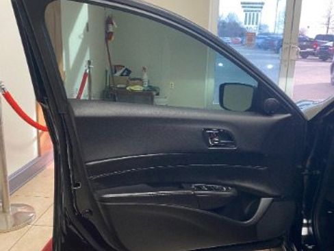 Used 2014 Acura ILX image 9