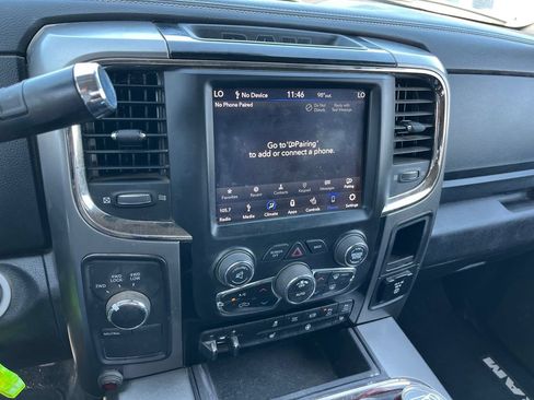 Used 2018 RAM 2500 Lone Star w/ Sport Appearance Group AWD/4WD image 11