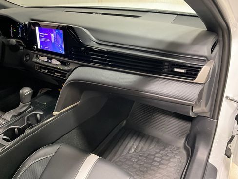 Used 2026 Toyota Camry SE FWD image 16