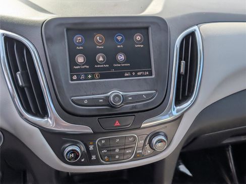 Used 2021 Chevrolet Equinox LT image 28