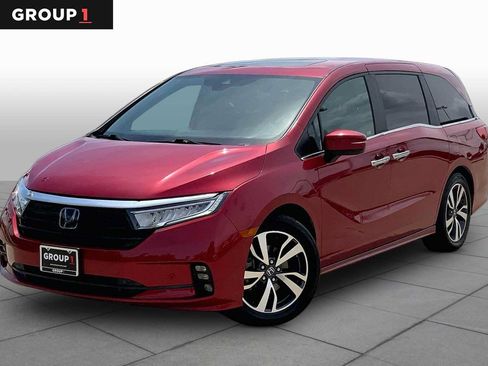 Used 2022 Honda Odyssey Touring image 1