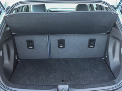 Used 2022 Chevrolet Bolt EUV Premier w/ Sun & Sound Package image 26