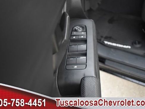 Used 2024 Toyota Tacoma SR5 image 17