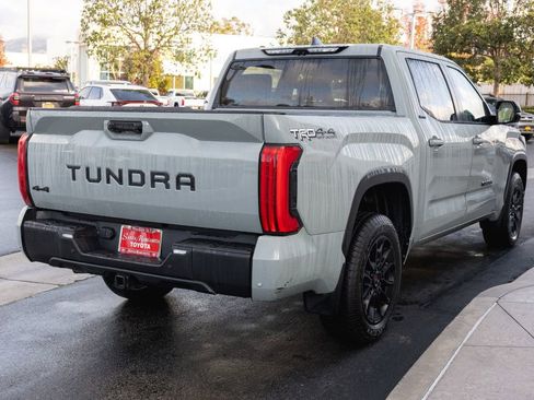 Used 2024 Toyota Tundra Limited image 5