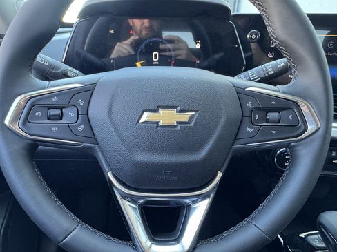 New 2026 Chevrolet Trax LT FWD image 28