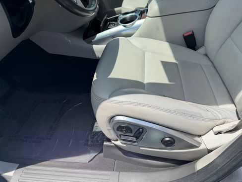 Used 2012 Mercedes-Benz R 350 4MATIC image 14