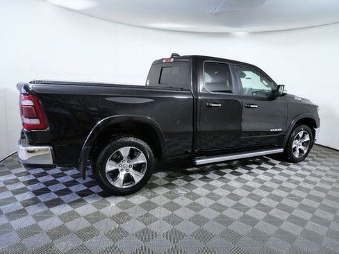 Used 2019 RAM 1500 Laramie AWD/4WD image 8