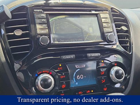 Used 2015 Nissan Juke SV w/ Technology Package FWD image 31