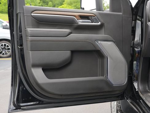 Used 2024 Chevrolet Silverado 3500 High Country w/ High Country Premium Package AWD/4WD image 14