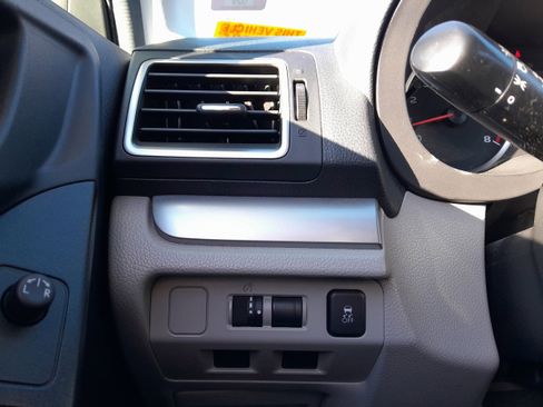 Used 2016 Subaru Forester 2.5i Premium w/ All-Weather Package image 13