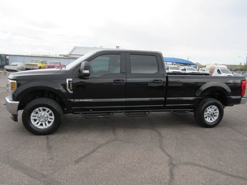 Used 2019 Ford F350 XL w/ STX Appearance Package AWD/4WD image 2