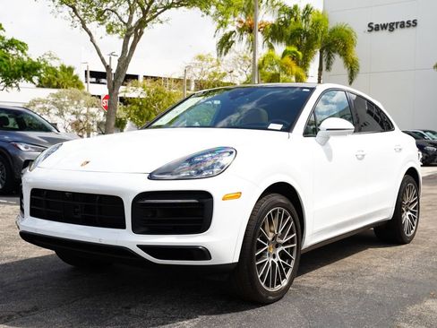 Used 2022 Porsche Cayenne S image 14