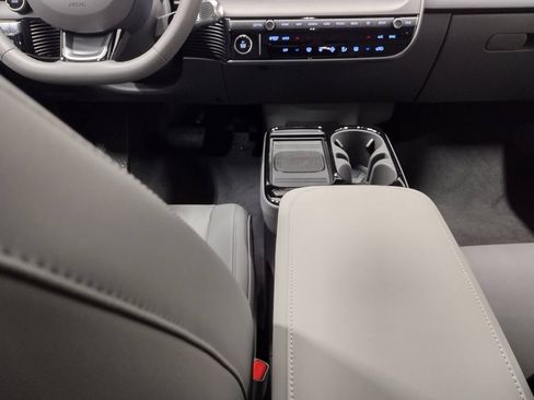 Used 2026 Hyundai Ioniq 5 SEL AWD/4WD image 35