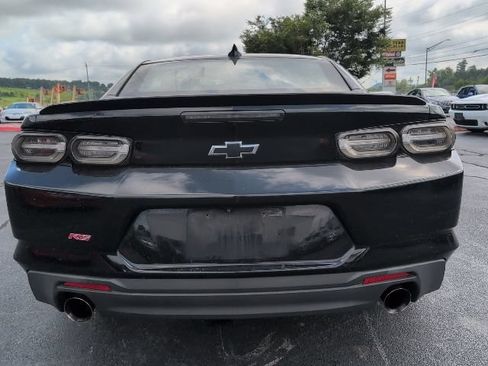 Used 2019 Chevrolet Camaro LT w/ RS Package RWD image 7