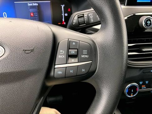 Used 2025 Ford Escape Active AWD/4WD image 14