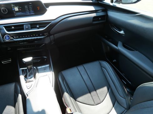 Used 2021 Lexus UX 250h F Sport w/ F Sport Premium Package AWD/4WD image 11