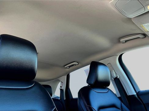 Used 2024 Ford Edge SEL image 27