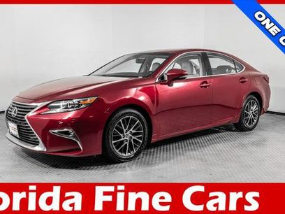Used 2016 Lexus ES 350 w/ Navigation System Package