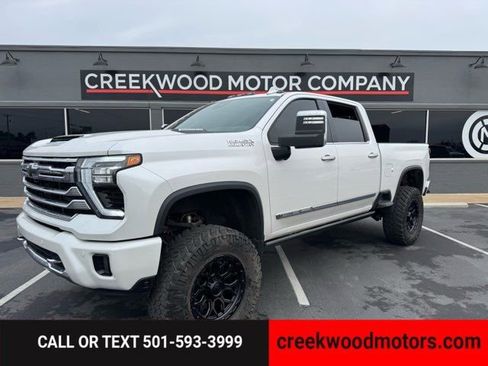 Used 2024 Chevrolet Silverado 2500 High Country w/ High Country Premium Package image 1