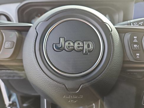 New 2026 Jeep Gladiator Sport AWD/4WD image 20