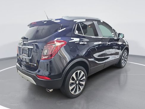 Used 2022 Buick Encore Preferred w/ Safety Package image 3