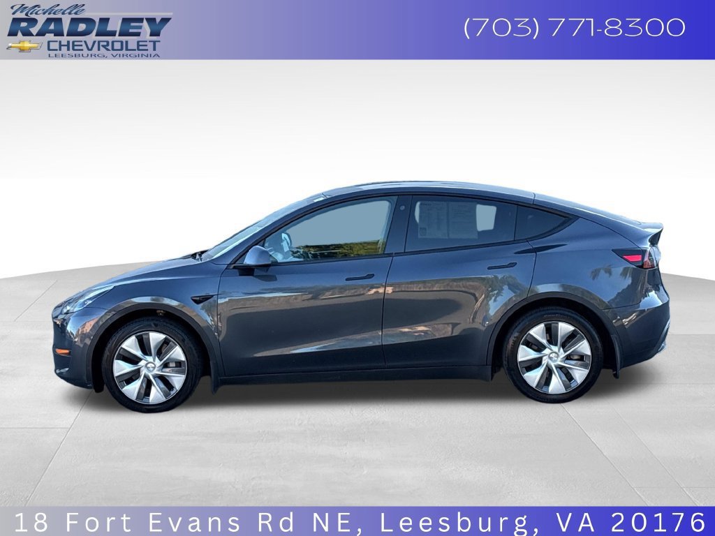 Used 2023 Tesla Model Y Long Range AWD/4WD image 2
