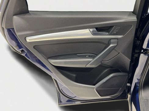 Used 2020 Audi Q5 2.0T Premium w/ Titanium Sport Package image 18