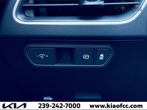 New 2026 Kia K4 LXS image 30