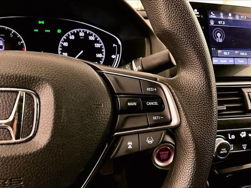 Used 2019 Honda Accord EX image 18