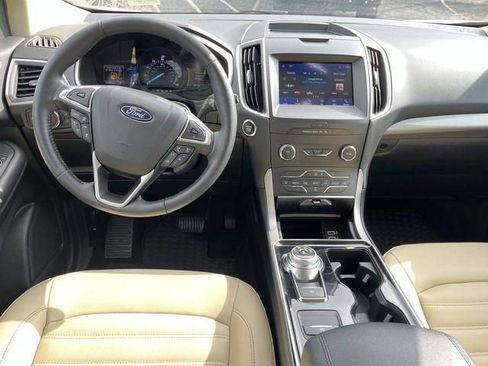 Used 2020 Ford Edge SEL image 23