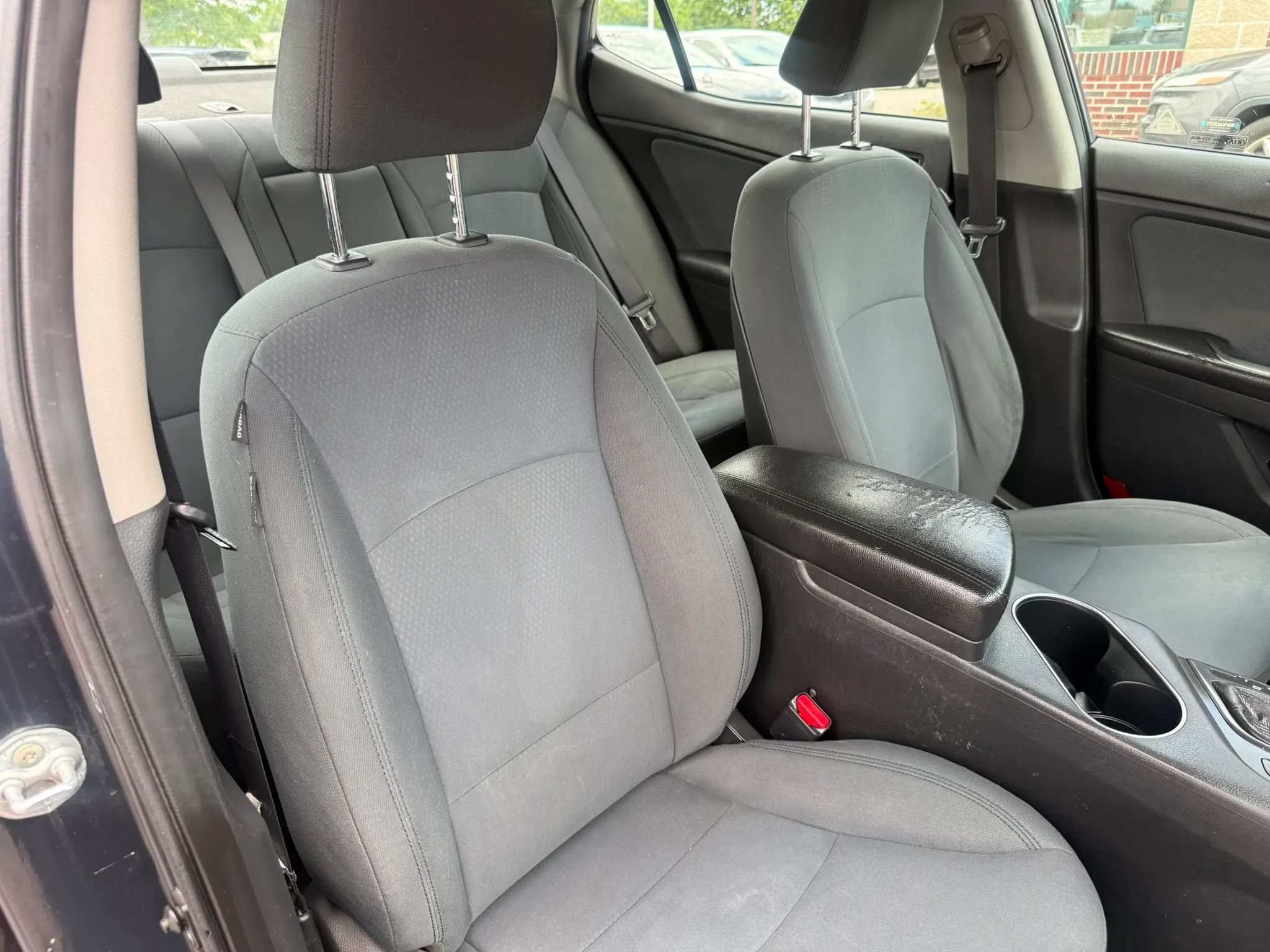 Used 2015 Kia Optima LX FWD image 25