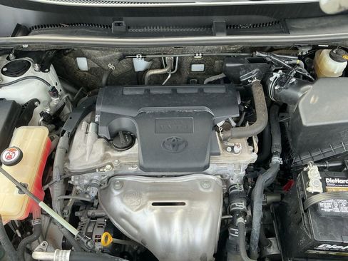 Used 2018 Toyota RAV4 XLE image 25
