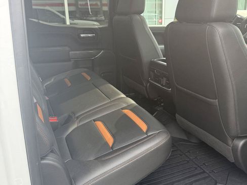 Used 2019 GMC Sierra 1500 AT4 w/ Technology Package AWD/4WD image 18