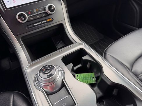 Used 2022 Ford Edge SEL w/ Convenience Package image 15