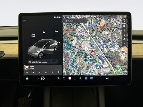 Used 2021 Tesla Model Y Long Range AWD/4WD image 15