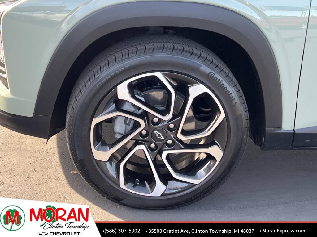 Certified 2024 Chevrolet Trax RS w/ Driver Confidence Package FWD image 10
