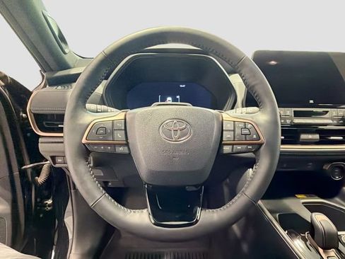 Certified 2025 Toyota Grand Highlander AWD Hybrid image 9