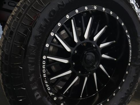 Used 2020 Toyota Tundra Limited w/ Limited Premium Package image 29